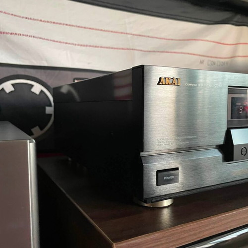 Akai CD-55 CD player like new