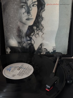 Gloria Estefan Cuts Both Ways vinyl used, 1989