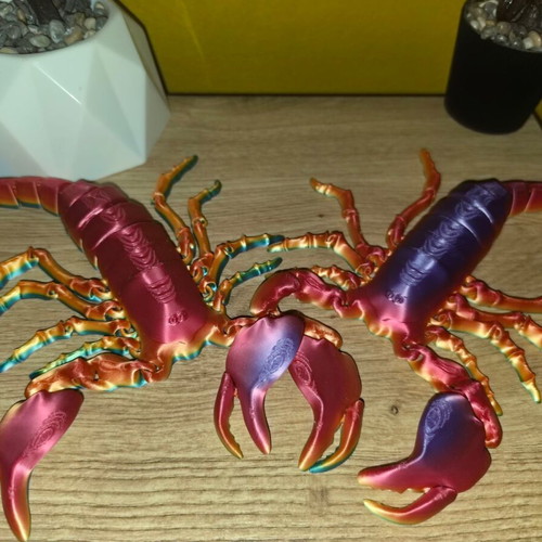 Scorpio miniature figure new, detailed realistic design