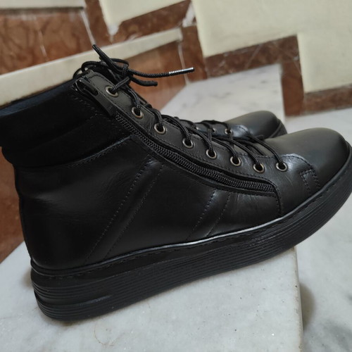 Pitbull Sneakers Size 43 Like New Black Leather