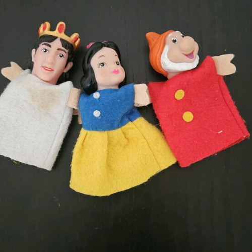 Puppet theater figures like new, set of 4 pieces