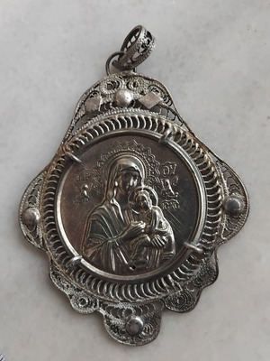 Vintage Φυλαχτό Κούνιας Παναγία Βρεφοκρατούσα με φιλιγκράν, σαν καινούργιο