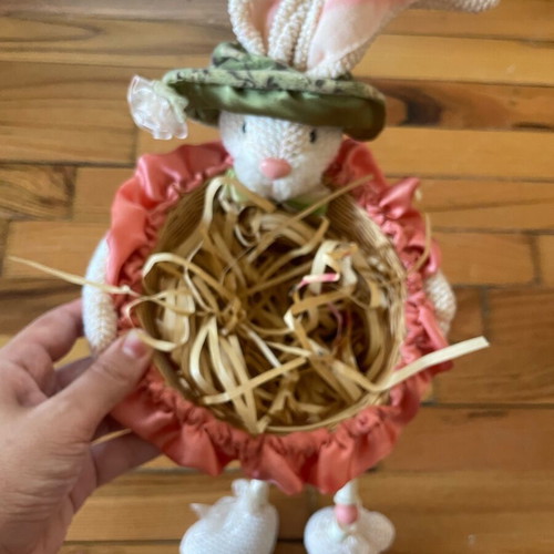 Easter basket like new