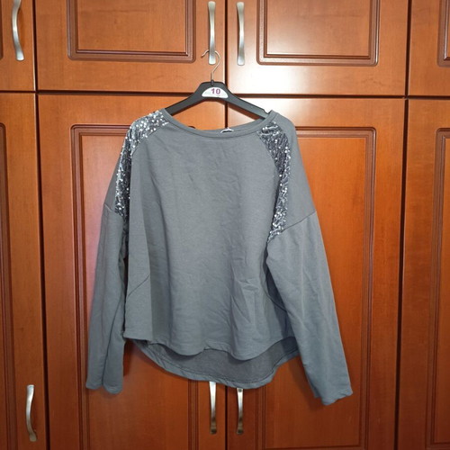 Grey blouse with sequins, new, made in Italy