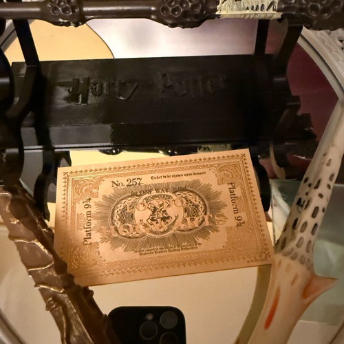 Harry Potter wand set of 5 like new with stand and gilded ticket