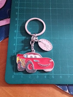 Μεταλλικό μπρελόκ Disney Cars (Κεραυνός Μακουίν)