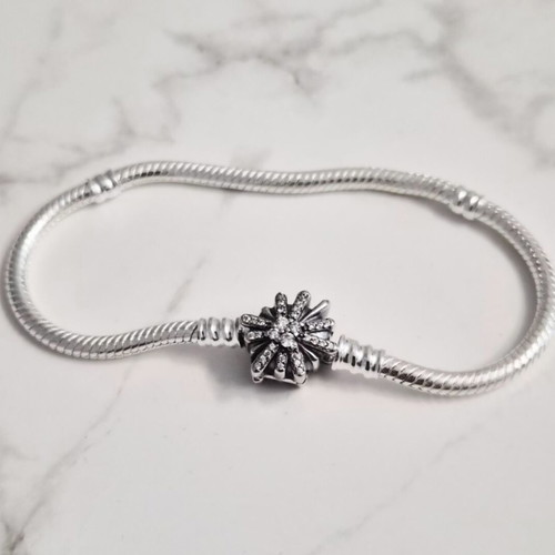 Pandora Moments Asymmetric Star Clasp Bracelet new, silver 925