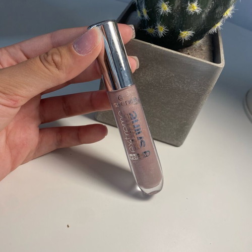 Essence Lipgloss new