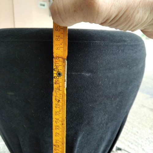 Σκαμπό ψηλά μεταχειρισμένο
