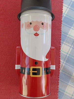 Metal Santa Claus Cookie Tin like new