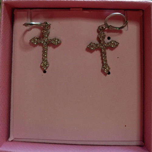 Cross earrings like new, silver, small and shiny