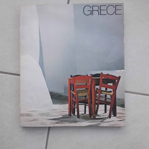 Tourist Guide Book for Greek Islands in French like new, 70s-80s