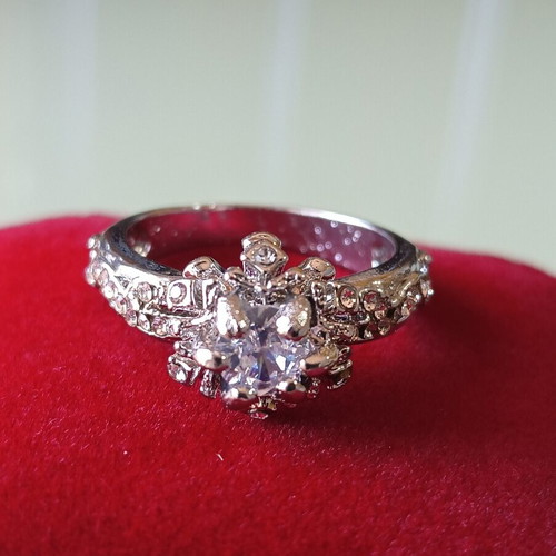 Women's Ring Size 6 with White Round Cut Stone from 925 Silver