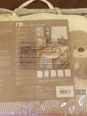 Mothercare crib protector and blanket set like new