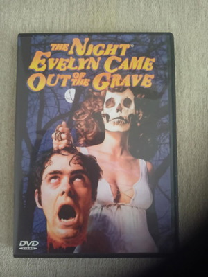 DVD The Night Evelyn Came Out of the Grave σαν καινούργιο, θρίλερ τρόμου