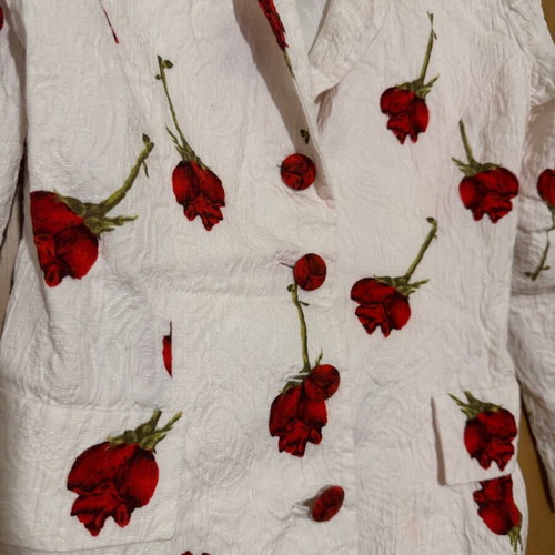 Women's jacket like new with covered buttons, white