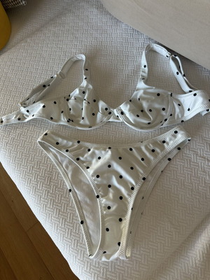 Bikini set SunsetGo! polka dot, like new, adjustable straps