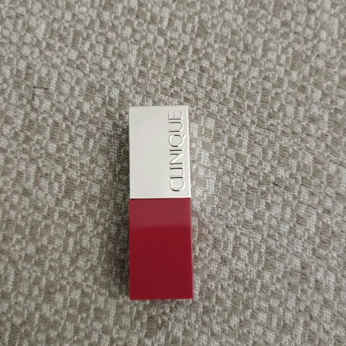 Clinique lipstick like new, burgundy shade No 06 Rose Pop