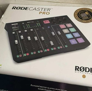 RØDE RØDECaster Pro Всичко-в-едно производствено решение за подкастинг, стрийминг и създаване на съдържание
