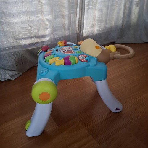 Infantino 3-in-1 Activity Table and Walker like new, musical