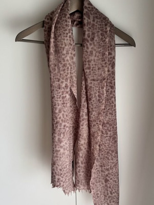 Massimo Dutti scarf like new, pink
