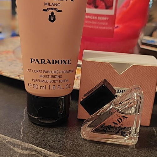Prada Paradoxe Virtual Flower gift set new, Eau de Parfum 50 ml