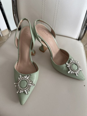 Shoes mint sling back heels size 40 used
