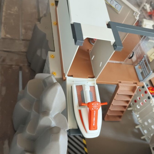 Playmobil 4875 μεταχειρισμένο με ελλείψεις και αρκετά extra