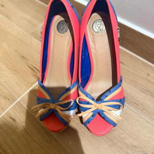 Axel sandals like new, size 38, pink