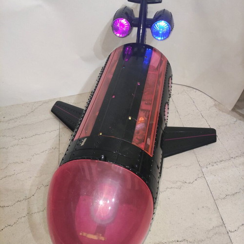 Lol Surprise Remix 4-in-1 Airplane with 8 dolls like new