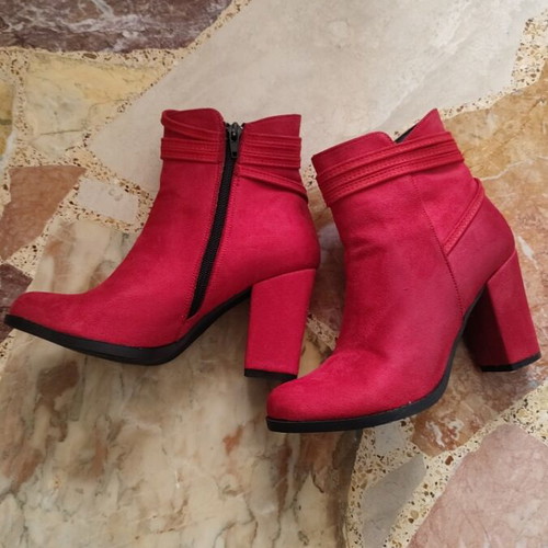 Women's Castor Ankle Boots like new, red, heel 8 cm, size 37