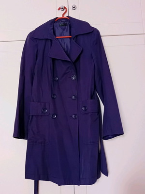 Benetton purple trench coat like new