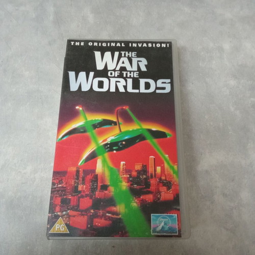 War of the Worlds VHS used, 1980s movie