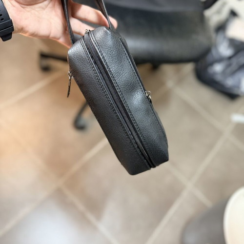 De Raggi leather pouch new, two colors black and brown