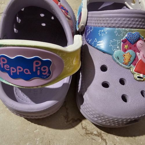 Peppa Pig Crocs slippers used, size C6 22-23, purple