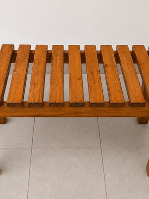 Wooden luggage rack