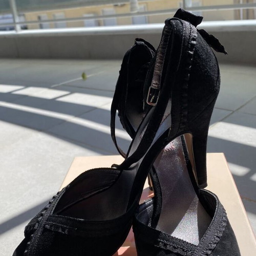 J.LO heels new, size 37, black