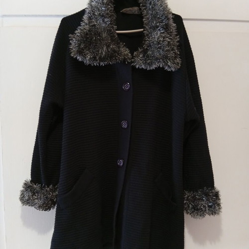 Long black half-coat/cardigan with removable collar, size L/XL