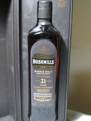 Bushmills Aged 21 Years Single Malt Καινούργιο, τριπλής απόσταξης ουίσκι