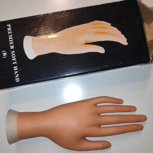 Practice hand for manicure new with 100 nail tips gift