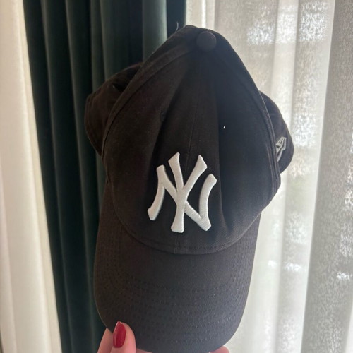 New Era hat used, unisex, black