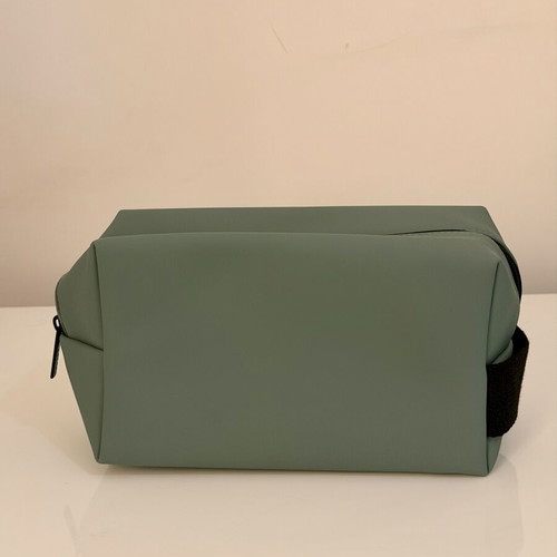 Lierac men's toiletry bag new, turquoise