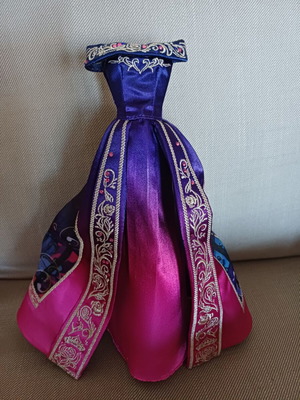 Disney Store Aurora Sleeping Beauty Ultimate Princess Celebration Designer Dress used