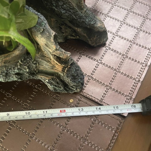 Aquarium decoration plastic large size with many fish hiding spots like new