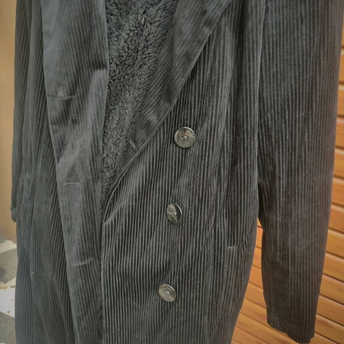 Corduroy coat like new with fur lining, black, size S
