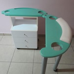 Manicure table movable like new