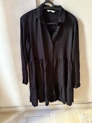 Stradivarius dress like new, size S, black
