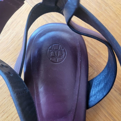 Massimo Dutti brown flat women's sandals, size 39
