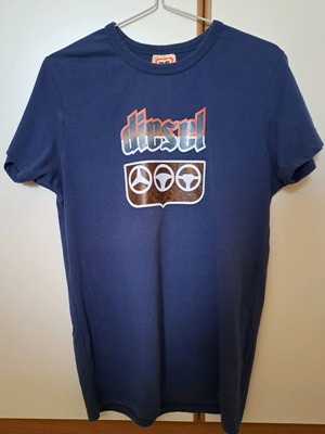 T-shirt Diesel μέγεθος M μεταχειρισμένο