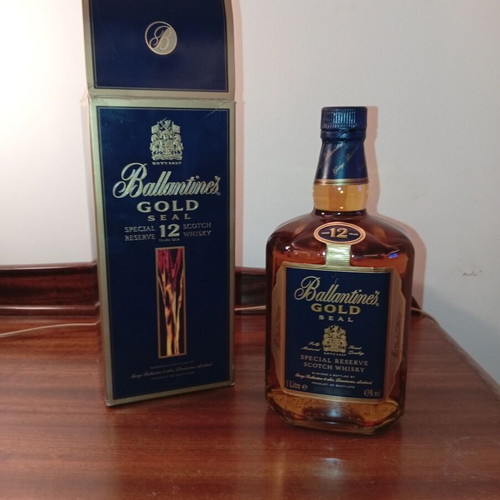 Ballantine’s Gold Seal 12 Years Old Special Reserve Whisky new, 1L with box